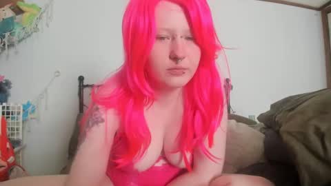 Snapshot of loricritter2 chatting on February 28, 7:14 pm Lori Critter online show from February 28, 7:14 pm