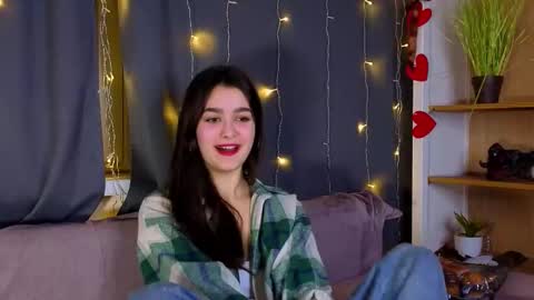 Nicole online show from March 25, 8:26 pm