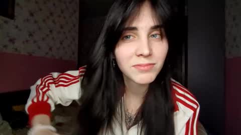 Kira online show from November 9, 3:26 pm