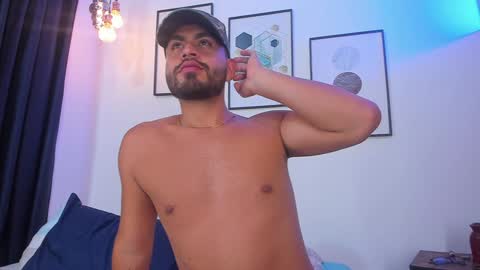 JUAN  JUAN online show from January 9, 10:52 pm