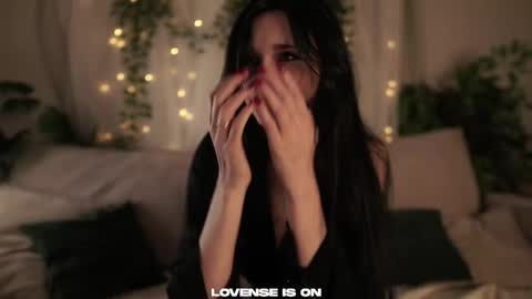 Jess online show from December 5, 11:08 am