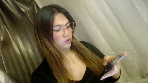 Snapshot of louheart chatting on January 26, 2:24 am Sweet   online show from January 26, 2:24 am