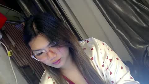 Snapshot of louheart chatting on March 11, 2:10 am Sweet   online show from March 11, 2:10 am