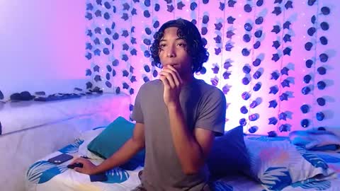 Louis Valdz online show from February 15, 10:21 pm