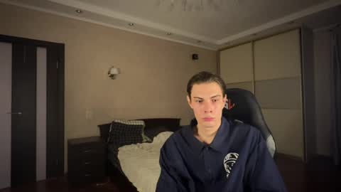 Mark online show from February 21, 11:54 pm