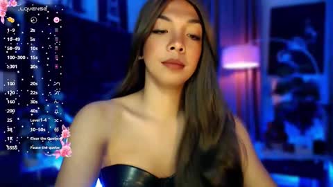 Louisa online show from November 14, 2:25 am