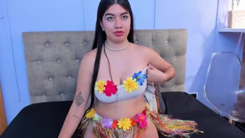 Louren Fox online show from October 31, 12:27 pm