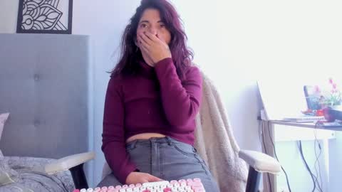 Lourrein Stoun   Independiente online show from February 14, 8:05 pm