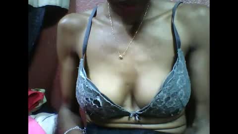 lovaelisa online show from October 13, 5:37 pm