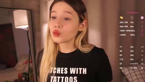 Eva online show from February 25, 1:04 pm