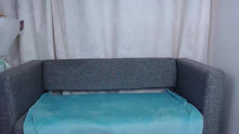 love bella  online show from November 7, 12:57 am