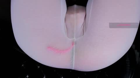 Kira online show from October 9, 1:27 pm