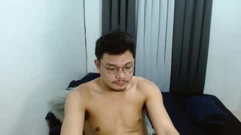 Snapshot of love_hottieh chatting on October 27, 11:21 am love_hottieh online show from October 27, 11:21 am