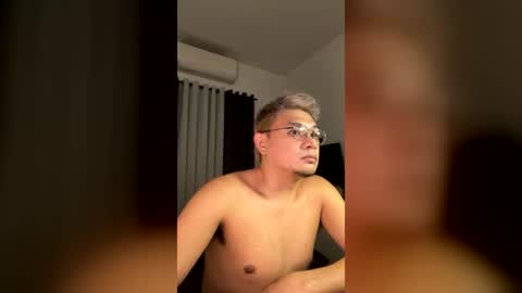 love_hottieh online show from July 10, 10:31 am