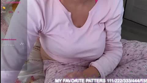 jessmy pleasure is in your hands s online show from November 6, 11:02 am