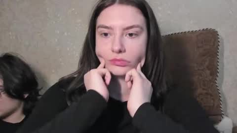 LINA online show from March 18, 2:06 am