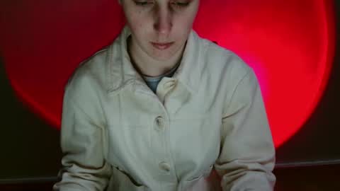 Vivian online show from January 12, 12:01 pm