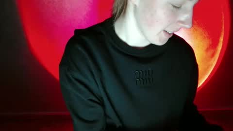 Vivian online show from January 15, 2:37 pm