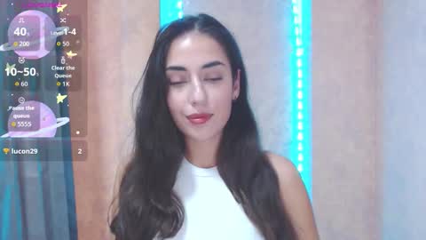 lovelly_me online show from October 22, 10:51 am