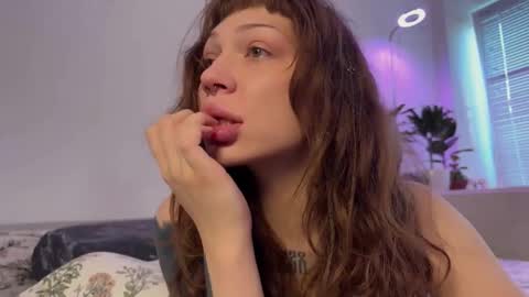 Elsa online show from November 14, 7:32 am