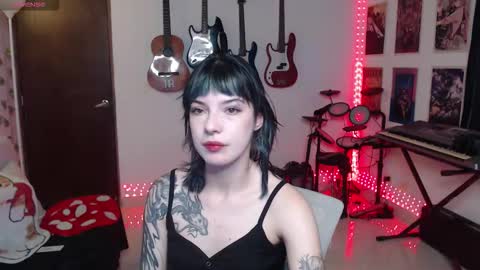 Snapshot of lovely_cass chatting on September 27, 8:17 pm Cassie online show from September 27, 8:17 pm