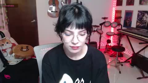 Snapshot of lovely_cass chatting on October 6, 11:00 pm Cassie online show from October 6, 11:00 pm