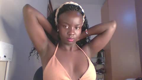 Choco online show from July 6, 3:25 pm