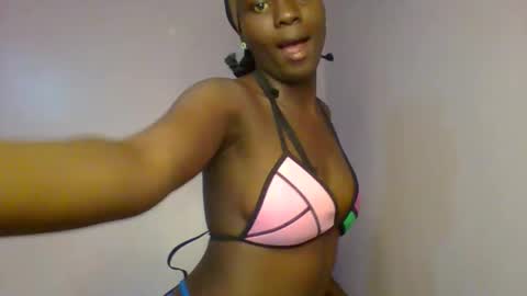 Snapshot of lovely_choco chatting on September 16, 9:29 pm Choco online show from September 16, 9:29 pm