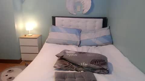 Snapshot of lovely_yna444 chatting on January 26, 1:09 am Yna online show from January 26, 1:09 am