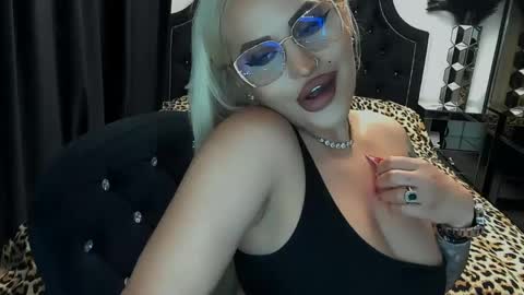 PrAllinXXXa online show from June 3, 1:19 am