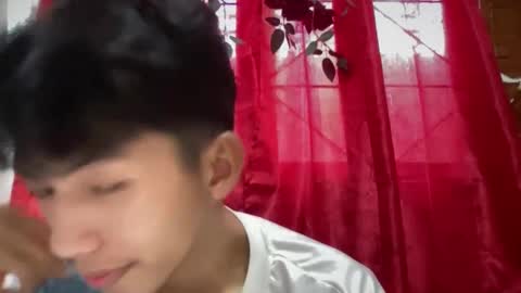 lovelyboy_jm online show from May 4, 12:50 am