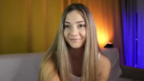 lovelygracee online show from March 25, 4:36 pm