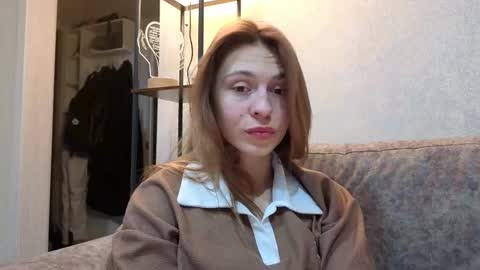 Kate only online show from November 24, 5:44 pm