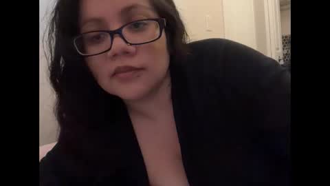 lovelykatiebabe online show from October 27, 1:00 pm