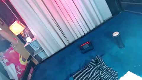 lovelymiss_shyna11 online show from February 26, 8:17 am