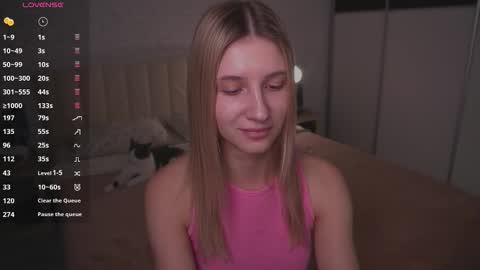 Anna online show from March 7, 7:47 pm