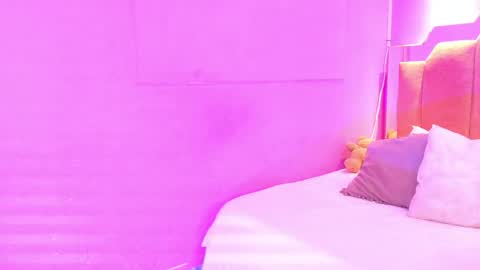 L O V E  online show from April 13, 12:20 pm