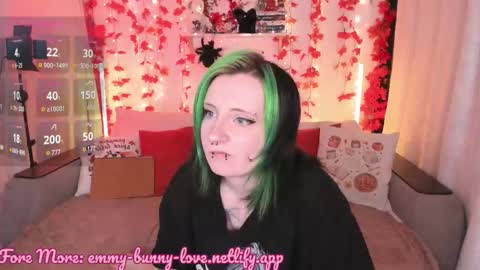 Snapshot of lover_emmy chatting on October 6, 3:30 pm Emmy online show from October 6, 3:30 pm