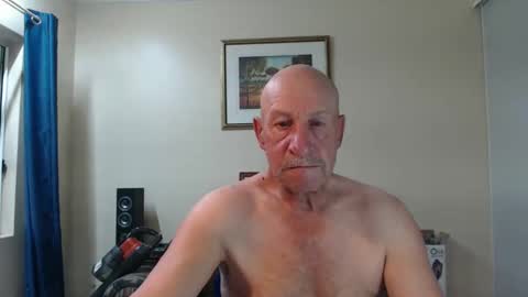 Lovesblackazz online show from January 1, 11:07 pm