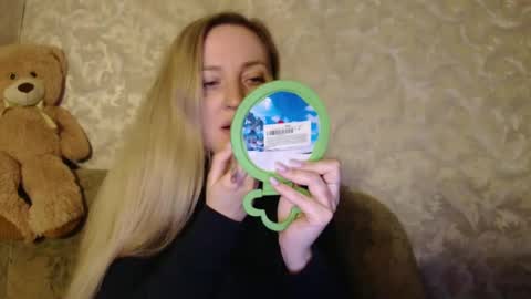 LovesRebecca online show from December 10, 11:51 pm