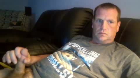 lovetocum37 online show from May 18, 1:59 am