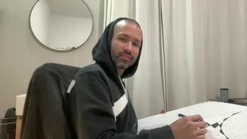 loveweed22 online show from April 23, 8:43 pm