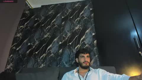 lovexjuxn77 online show from March 23, 7:41 pm