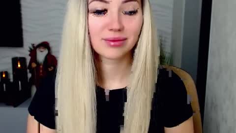 Rosie  online show from December 19, 8:34 am