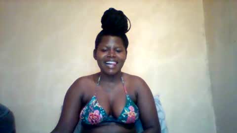 loviett online show from May 5, 2:51 am
