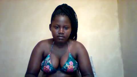 loviett online show from May 13, 1:48 am