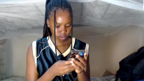 loyalcutic online show from January 14, 7:17 am