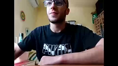 Lshot D online show from March 13, 9:01 am