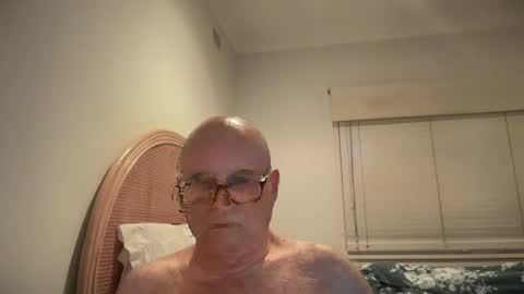 lucas10004 online show from February 2, 10:13 am