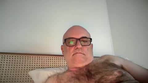 lucas10004 online show from October 12, 3:43 am